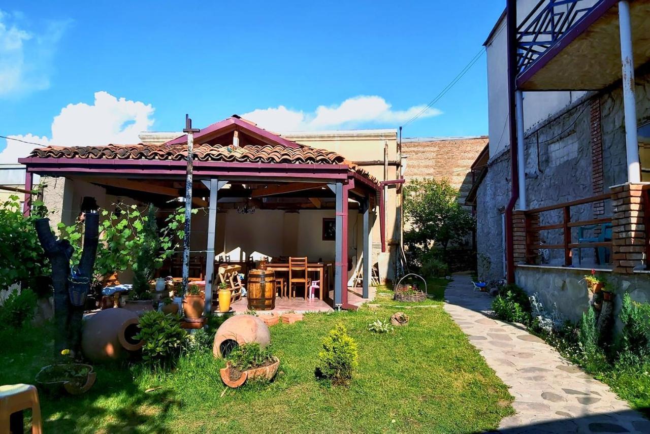 Gh Sanapiro Hotel Telavi Exterior photo
