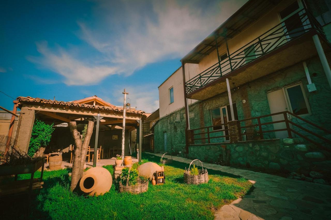 Gh Sanapiro Hotel Telavi Exterior photo