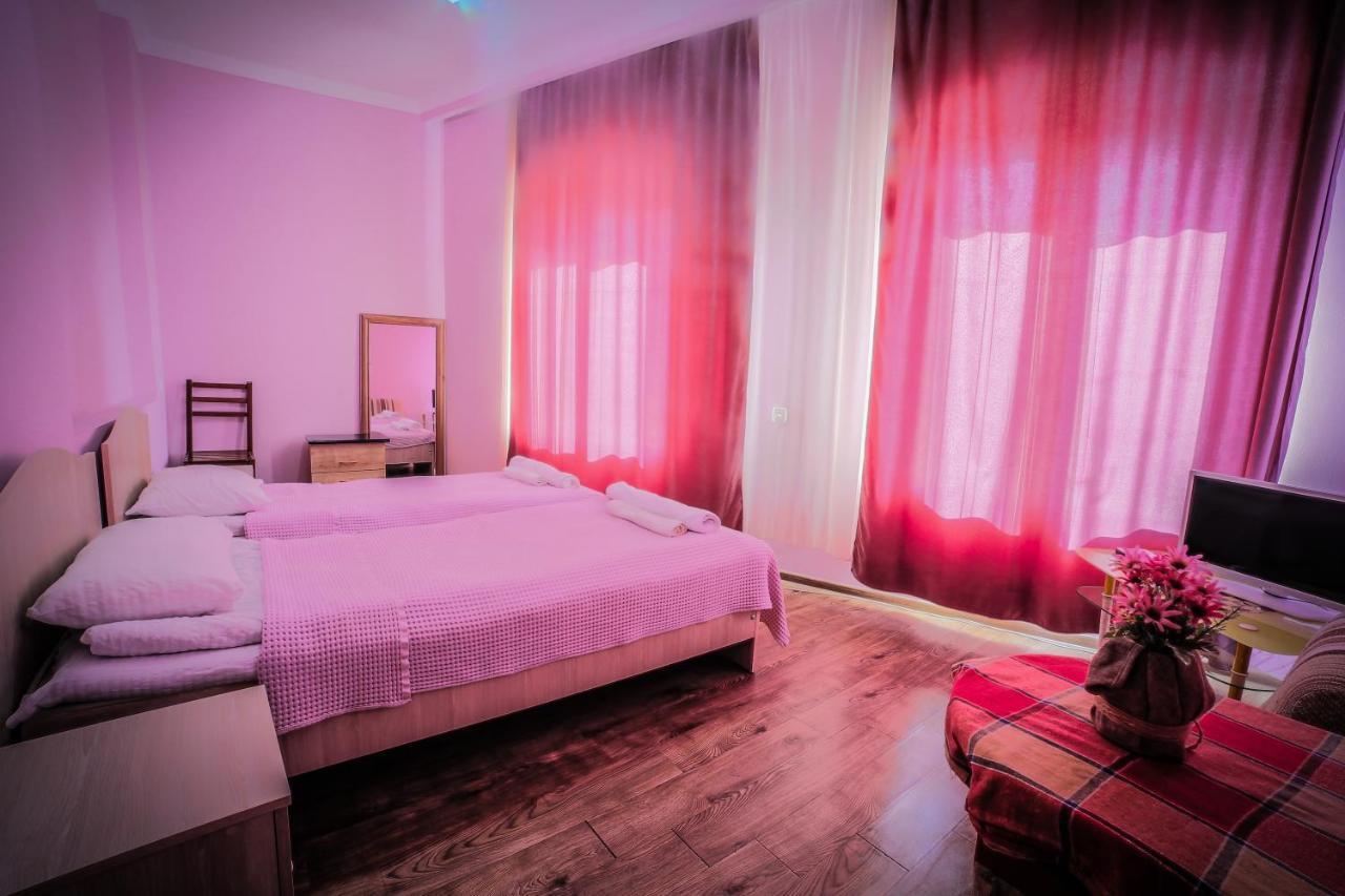Gh Sanapiro Hotel Telavi Exterior photo