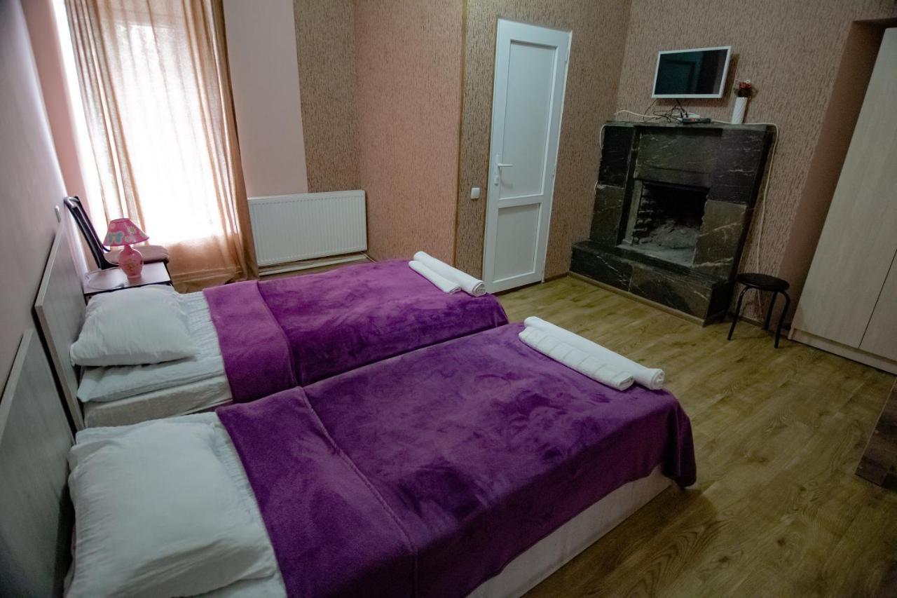 Gh Sanapiro Hotel Telavi Exterior photo
